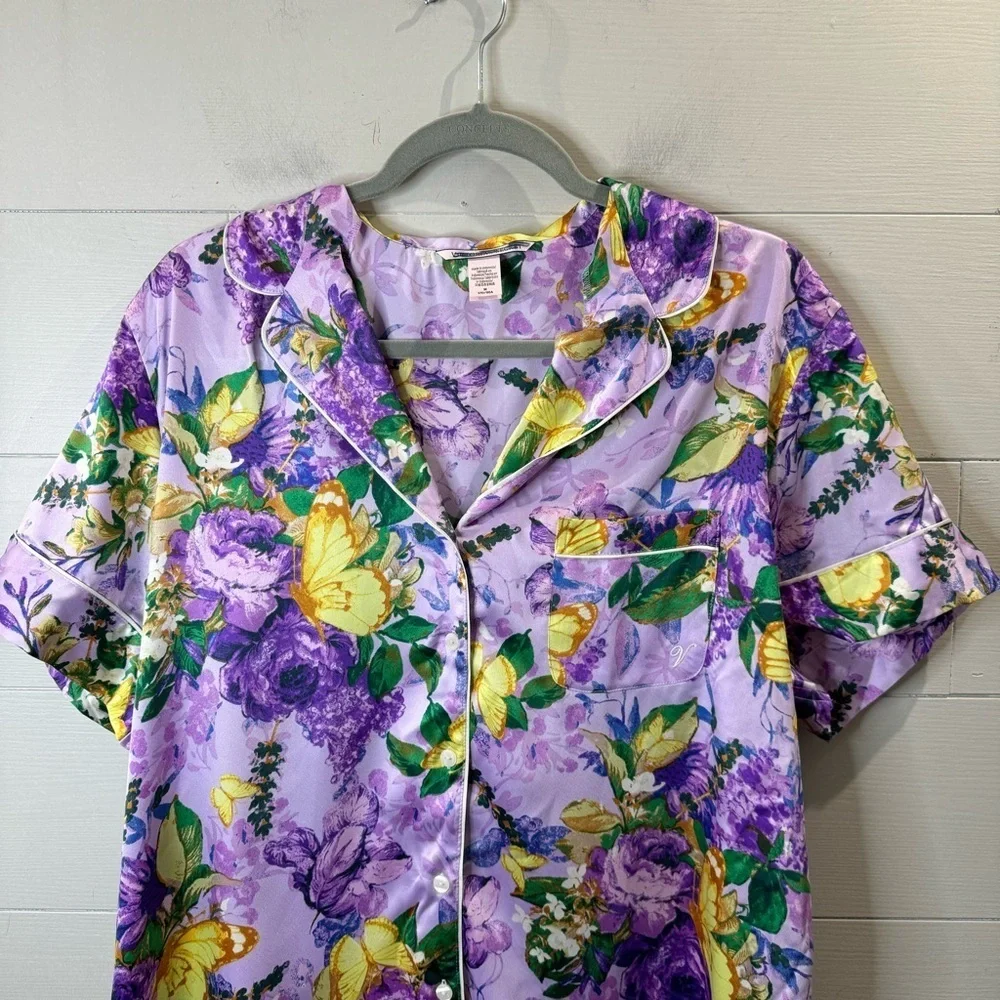 Victoria's Secret NWOT Floral Purple Satin Pajama Top Size Medium